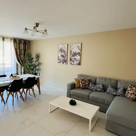 Apartment Super - A 5 Min A Pieds !