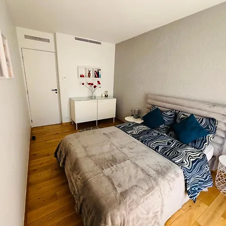 Apartment Super - A 5 Min A Pieds ! *