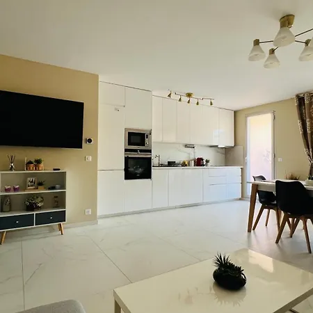 Super - A 5 Min A Pieds ! Nizza