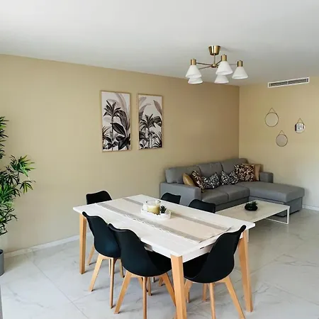 Super - A 5 Min A Pieds !